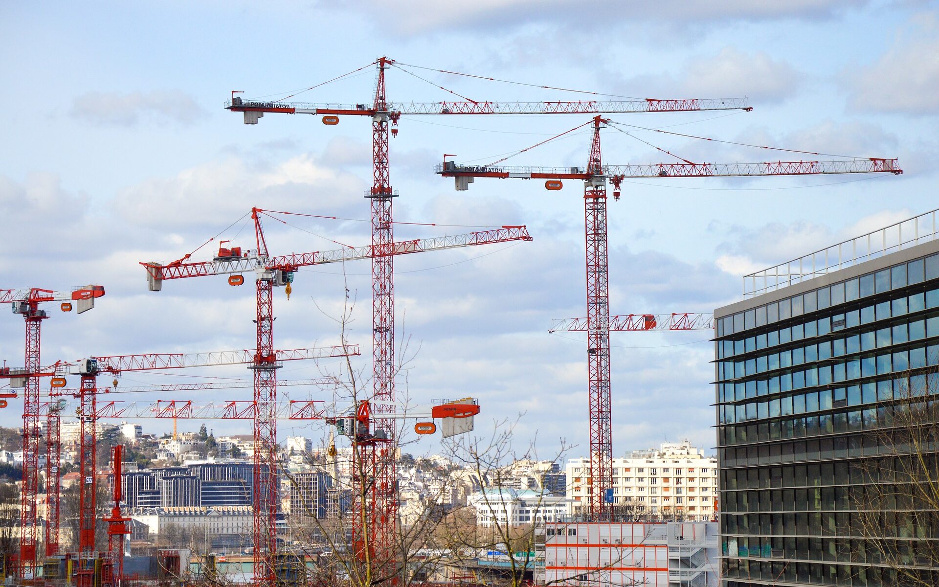 La rehabilitación de los edificios como motor económico del país